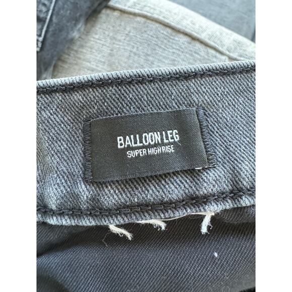 Express Balloon Leg Super High Waisted Faded Black Pleats Crop Denim Jeans Sz 12 - Picture 7 of 7